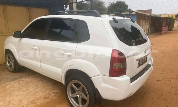 Medium with watermark hyundai tucson luanda province luanda 34108