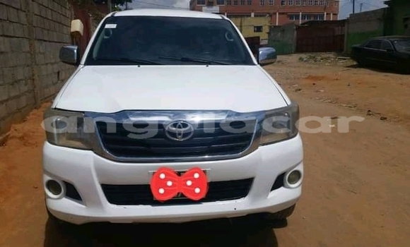 Comprar Usado Toyota Hilux Branco Carro em Luanda em Luanda Province Comprar Usado Toyota Hilux Branco Carro em Luanda em Luanda Province