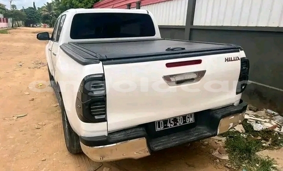 Comprar Usado Toyota Hilux Branco Carro em Luanda em Luanda Province Comprar Usado Toyota Hilux Branco Carro em Luanda em Luanda Province