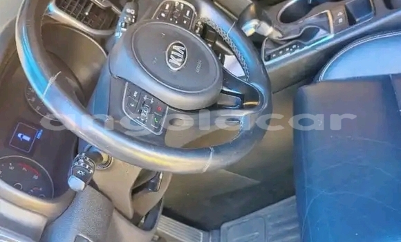 Buy Used Kia Sportage White Car in Luanda in Luanda Province Buy Used Kia Sportage White Car in Luanda in Luanda Province