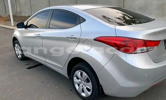 Buy Used Hyundai Elantra Silver Car in Luanda in Luanda Province Buy Used Hyundai Elantra Silver Car in Luanda in Luanda Province