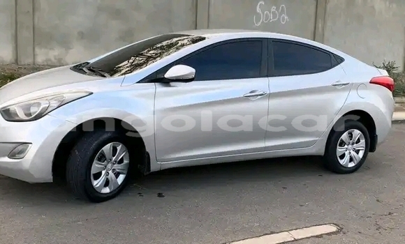 Buy Used Hyundai Elantra Silver Car in Luanda in Luanda Province Buy Used Hyundai Elantra Silver Car in Luanda in Luanda Province