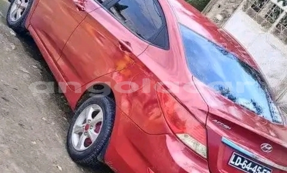 Comprar Usado Hyundai Accent Vermelho Carro em Luanda em Luanda Province Comprar Usado Hyundai Accent Vermelho Carro em Luanda em Luanda Province