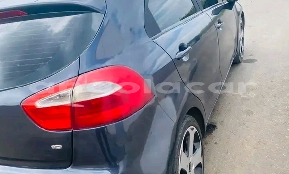 Comprar Usado Kia rio Outro Carro em Luanda em Luanda Province