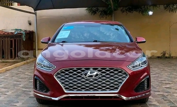 Acheter Occasion Voiture Hyundai Sonata Rouge à Luanda, Province de Luanda Acheter Occasion Voiture Hyundai Sonata Rouge à Luanda, Province de Luanda