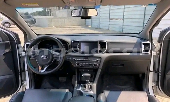 Acheter Occasion Voiture Kia Spectra Blanc à Luanda, Province de Luanda Acheter Occasion Voiture Kia Spectra Blanc à Luanda, Province de Luanda