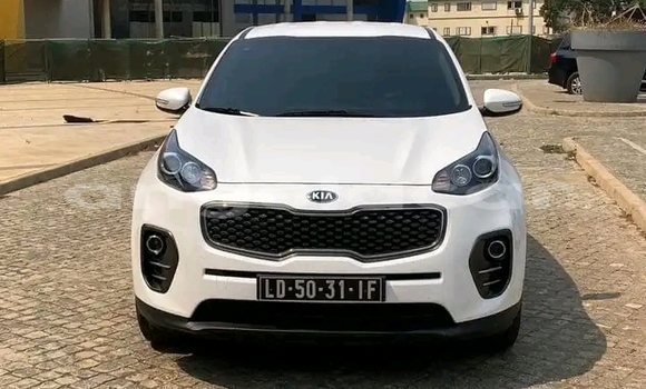 Acheter Occasion Voiture Kia Spectra Blanc à Luanda, Province de Luanda Acheter Occasion Voiture Kia Spectra Blanc à Luanda, Province de Luanda