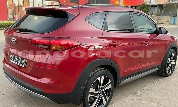 Acheter Occasion Voiture Hyundai Tucson Rouge à Luanda, Province de Luanda Acheter Occasion Voiture Hyundai Tucson Rouge à Luanda, Province de Luanda