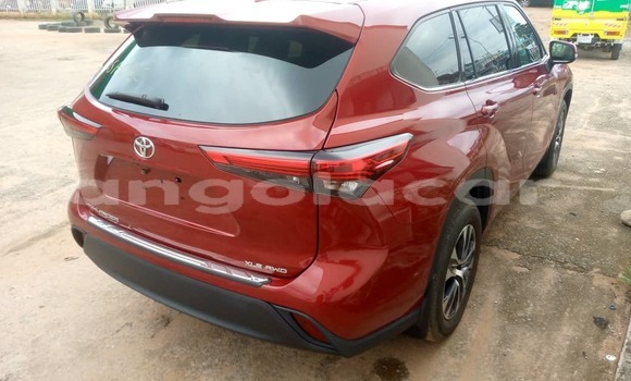 Buy Used Toyota Highlander Red Car in Luanda in Luanda Province Buy Used Toyota Highlander Red Car in Luanda in Luanda Province