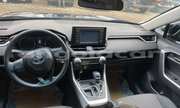 Comprar Usado Toyota RAV4 Outro Carro em Luanda em Luanda Province Comprar Usado Toyota RAV4 Outro Carro em Luanda em Luanda Province