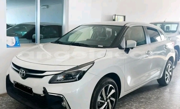 Comprar Usado Toyota Starlet Branco Carro em Luanda em Luanda Province