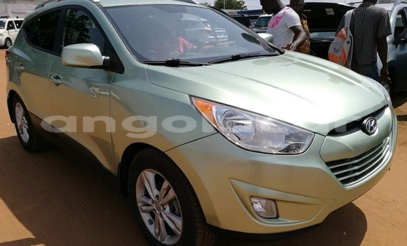 Buy Used Hyundai Tucson Green Car in Luanda in Luanda Province Buy Used Hyundai Tucson Green Car in Luanda in Luanda Province