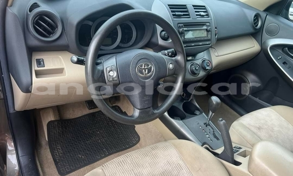 Buy Used Toyota RAV4 Brown Car in Luanda in Luanda Province Buy Used Toyota RAV4 Brown Car in Luanda in Luanda Province