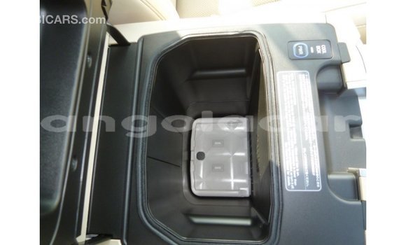 Comprar Importar Toyota Land Cruiser Preto Carro em Import - Dubai em Bengo Province Comprar Importar Toyota Land Cruiser Preto Carro em Import - Dubai em Bengo Province