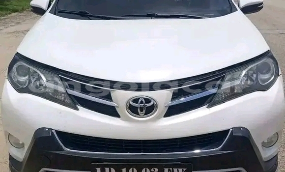 Comprar Usado Toyota RAV4 Branco Carro em Luanda em Luanda Province Comprar Usado Toyota RAV4 Branco Carro em Luanda em Luanda Province