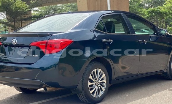 Comprar Usado Toyota Corolla Preto Carro em Luanda em Luanda Province
