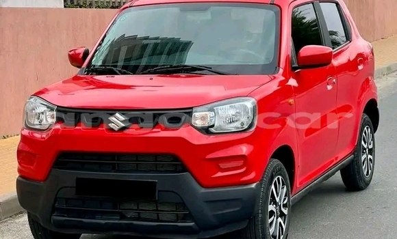 Acheter Occasion Voiture Suzuki Swift Rouge à Luanda, Province de Luanda Acheter Occasion Voiture Suzuki Swift Rouge à Luanda, Province de Luanda