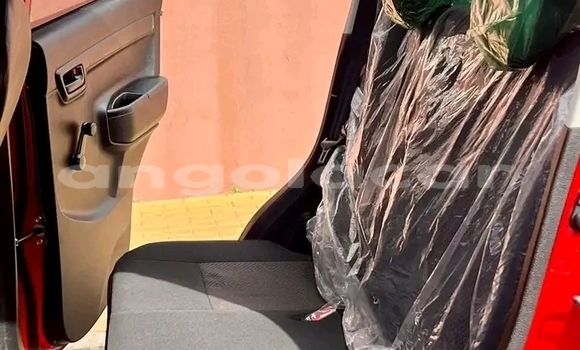 Acheter Occasion Voiture Suzuki Swift Rouge à Luanda, Province de Luanda Acheter Occasion Voiture Suzuki Swift Rouge à Luanda, Province de Luanda