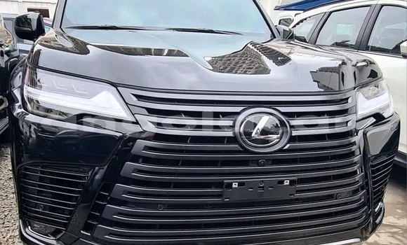 Acheter Occasion Voiture Lexus LX Noir à Luanda, Province de Luanda Acheter Occasion Voiture Lexus LX Noir à Luanda, Province de Luanda