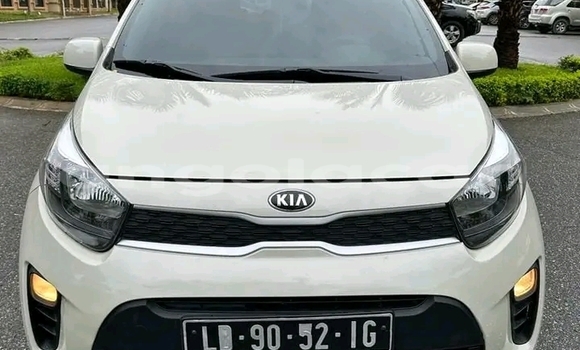 Acheter Occasion Voiture Kia Morning Blanc à Luanda, Province de Luanda Acheter Occasion Voiture Kia Morning Blanc à Luanda, Province de Luanda