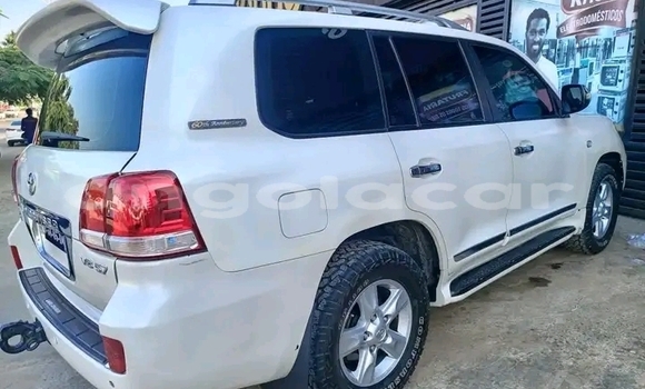 Acheter Occasion Voiture Toyota Land Cruiser Blanc à Luanda, Province de Luanda