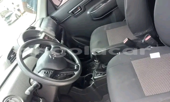 Comprar Usado Suzuki Swift Azul Carro em Luanda em Luanda Province Comprar Usado Suzuki Swift Azul Carro em Luanda em Luanda Province