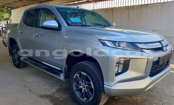 Buy Used Mitsubishi L200 Silver Car in Luanda in Luanda Province Buy Used Mitsubishi L200 Silver Car in Luanda in Luanda Province