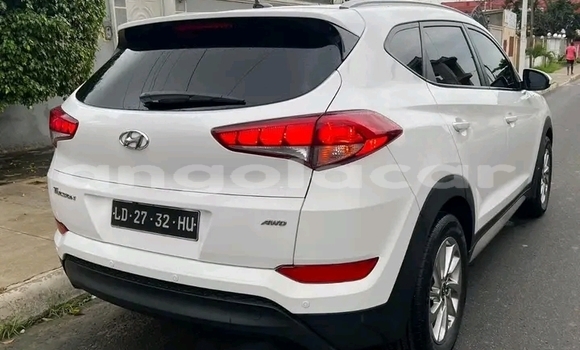 Comprar Usado Hyundai Tucson Branco Carro em Luanda em Luanda Province Comprar Usado Hyundai Tucson Branco Carro em Luanda em Luanda Province