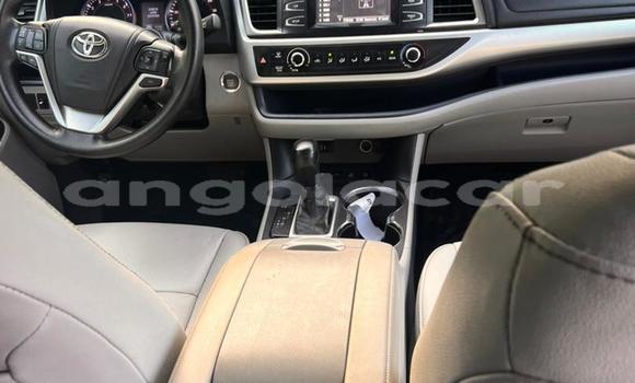 Comprar Usado Toyota Highlander Outro Carro em Luanda em Luanda Province Comprar Usado Toyota Highlander Outro Carro em Luanda em Luanda Province