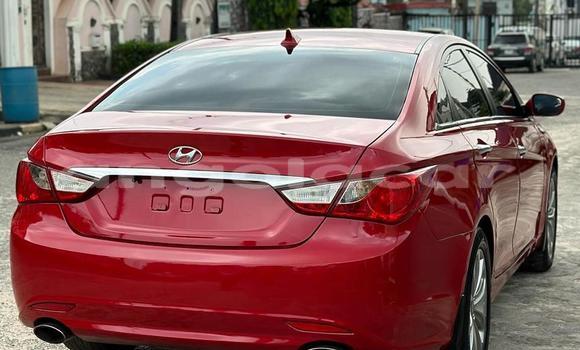 Buy Used Hyundai Sonata Red Car in Luanda in Luanda Province Buy Used Hyundai Sonata Red Car in Luanda in Luanda Province