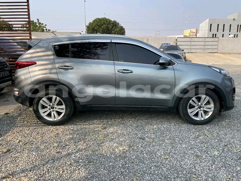 Big with watermark kia sportage luanda province luanda 34324