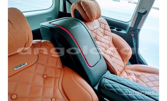 Buy Import Toyota Land Cruiser Black Car in Import - Dubai in Bengo Province Buy Import Toyota Land Cruiser Black Car in Import - Dubai in Bengo Province