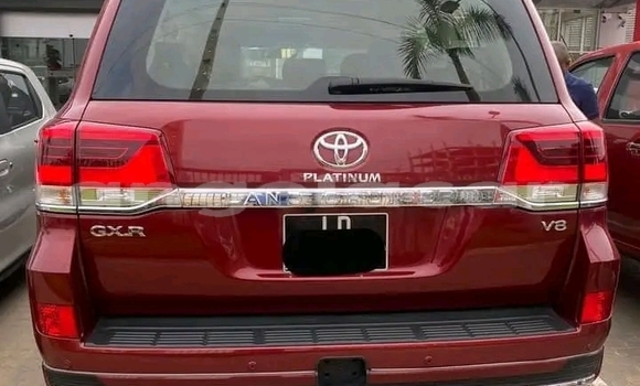 Buy Used Toyota Land Cruiser Red Car in Luanda in Luanda Province Buy Used Toyota Land Cruiser Red Car in Luanda in Luanda Province