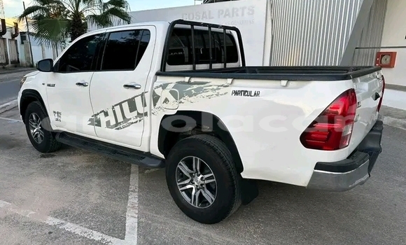 Comprar Usado Toyota Hilux Branco Carro em Luanda em Luanda Province Comprar Usado Toyota Hilux Branco Carro em Luanda em Luanda Province