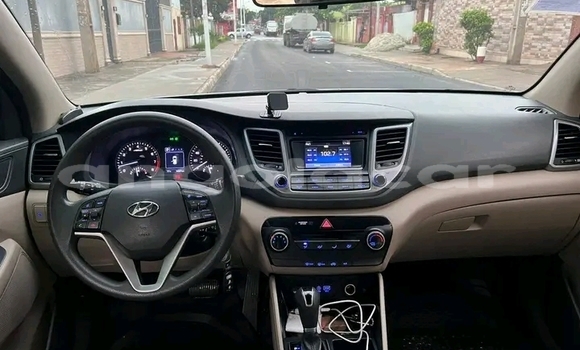 Comprar Usado Hyundai Tucson Branco Carro em Luanda em Luanda Province Comprar Usado Hyundai Tucson Branco Carro em Luanda em Luanda Province