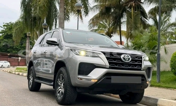 Comprar Usado Toyota Fortuner Outro Carro em Luanda em Luanda Province Comprar Usado Toyota Fortuner Outro Carro em Luanda em Luanda Province