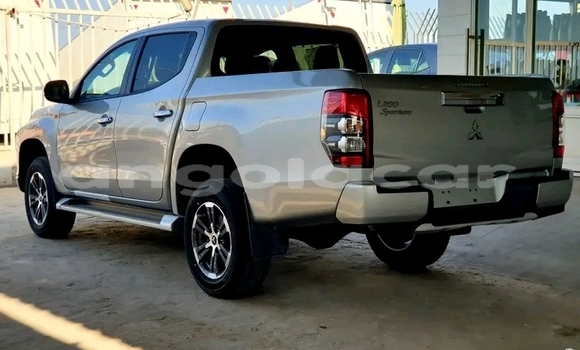 Buy Used Mitsubishi L200 Other Car in Luanda in Luanda Province Buy Used Mitsubishi L200 Other Car in Luanda in Luanda Province