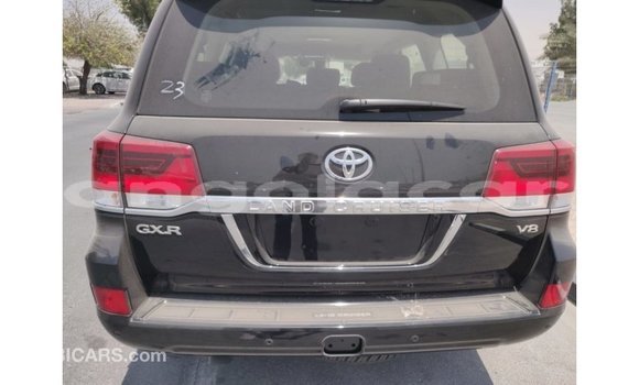 Comprar Importar Toyota Land Cruiser Outro Carro em Import - Dubai em Bengo Province Comprar Importar Toyota Land Cruiser Outro Carro em Import - Dubai em Bengo Province