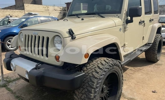 Comprar Usado Jeep Wrangler Outro Carro em Luanda em Luanda Province