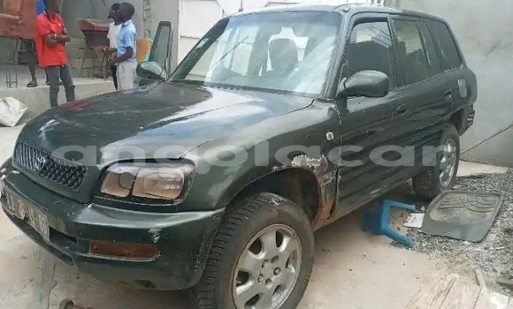 Buy Used Toyota RAV4 Silver Car in Luanda in Luanda Province Buy Used Toyota RAV4 Silver Car in Luanda in Luanda Province