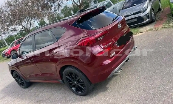 Acheter Occasion Voiture Hyundai Tucson Rouge à Luanda, Province de Luanda Acheter Occasion Voiture Hyundai Tucson Rouge à Luanda, Province de Luanda