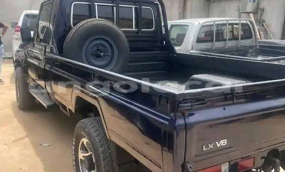 Comprar Usado Toyota Land Cruiser Outro Carro em Luanda em Luanda Province