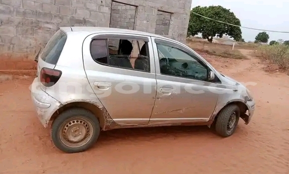 Acheter Occasion Voiture Toyota Vitz Gris à Luanda, Province de Luanda Acheter Occasion Voiture Toyota Vitz Gris à Luanda, Province de Luanda