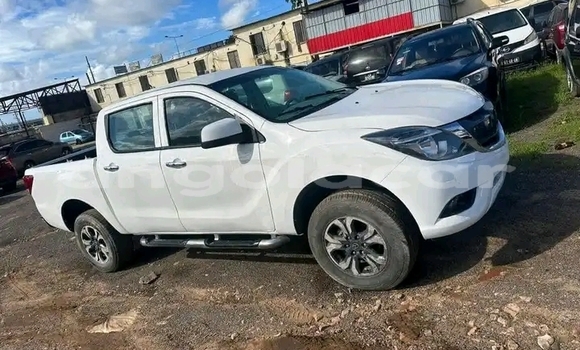 Acheter Occasion Voiture Mazda B–series Blanc à Luanda, Province de Luanda Acheter Occasion Voiture Mazda B–series Blanc à Luanda, Province de Luanda