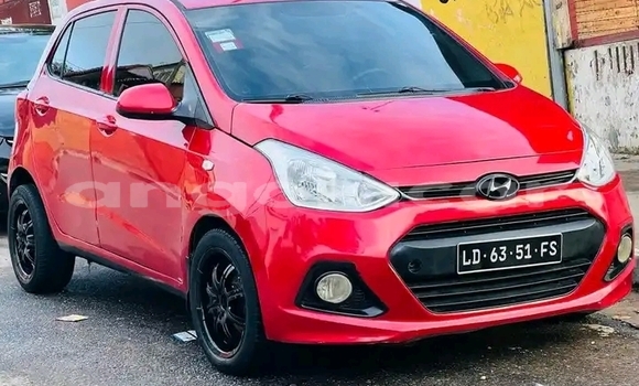 Acheter Occasion Voiture Hyundai i10 Rouge à Luanda, Province de Luanda Acheter Occasion Voiture Hyundai i10 Rouge à Luanda, Province de Luanda