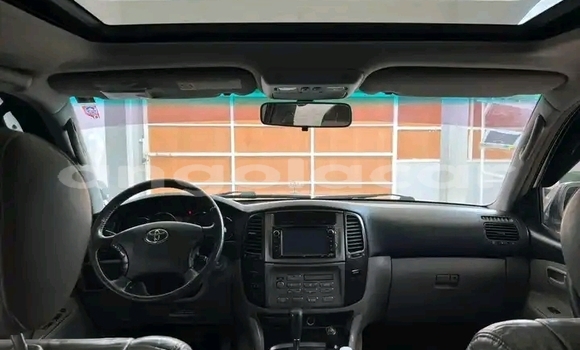 Acheter Occasion Voiture Toyota Land Cruiser Beige à Luanda, Province de Luanda Acheter Occasion Voiture Toyota Land Cruiser Beige à Luanda, Province de Luanda