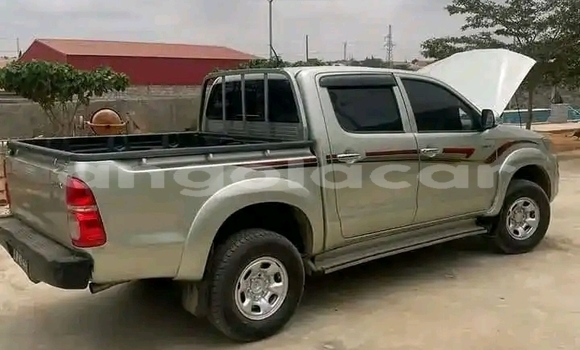 Acheter Occasion Voiture Toyota Hilux Beige à Luanda, Province de Luanda