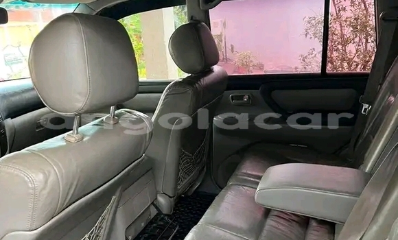 Acheter Occasion Voiture Toyota Land Cruiser Beige à Luanda, Province de Luanda Acheter Occasion Voiture Toyota Land Cruiser Beige à Luanda, Province de Luanda