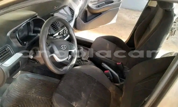 Acheter Occasion Voiture Kia Picanto Gris à Luanda, Province de Luanda Acheter Occasion Voiture Kia Picanto Gris à Luanda, Province de Luanda