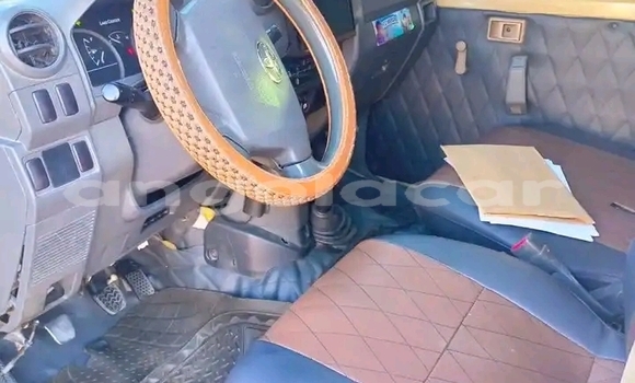 Comprar Usado Toyota Land Cruiser Outro Carro em Luanda em Luanda Province Comprar Usado Toyota Land Cruiser Outro Carro em Luanda em Luanda Province